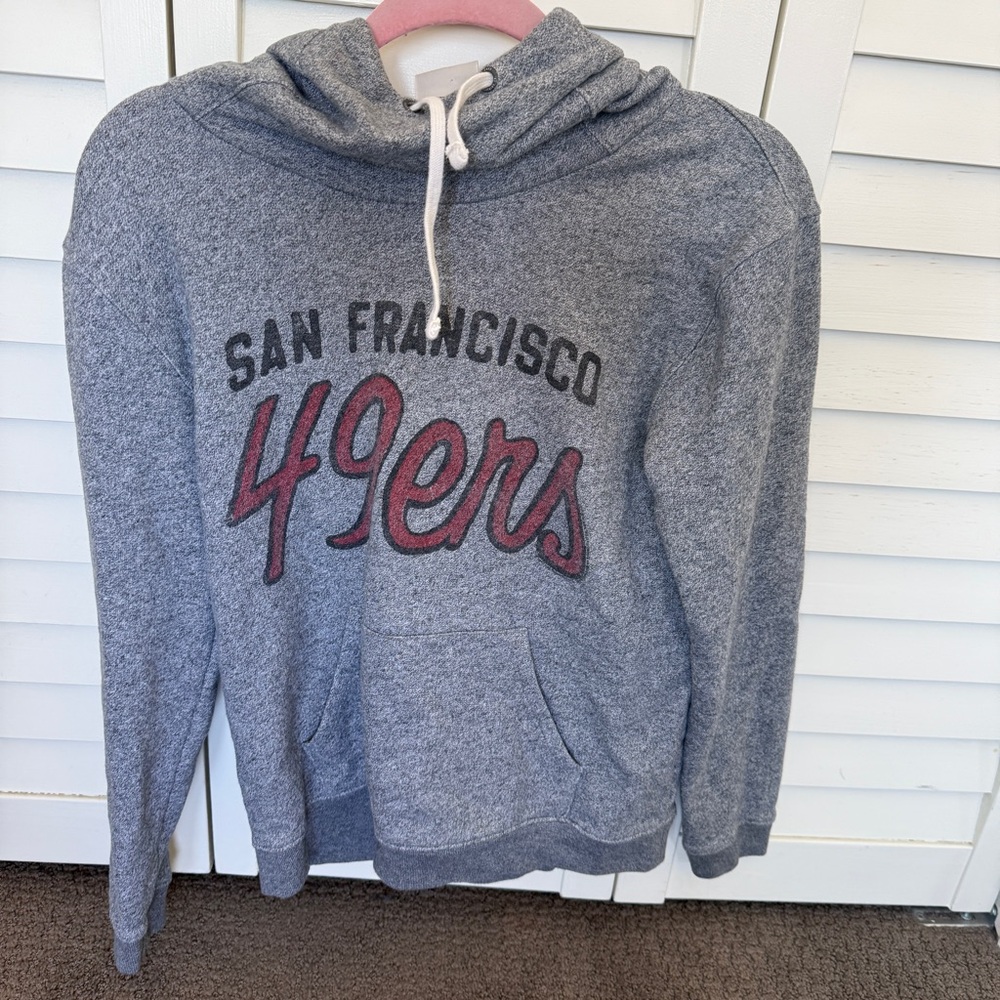 JunkFoodGray San Francisco 49ers Men's Sweater